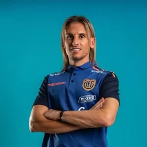 Becacecce foi 'queridinho' no Brasil e agora treina adversário da seleção