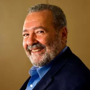 Quem é o CEO que pode 'resolver situação financeira' do Corinthians