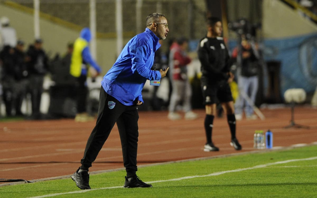Técnico do Bolívar projeta duelo com o Flamengo na Libertadores: 'Jogo do ano'