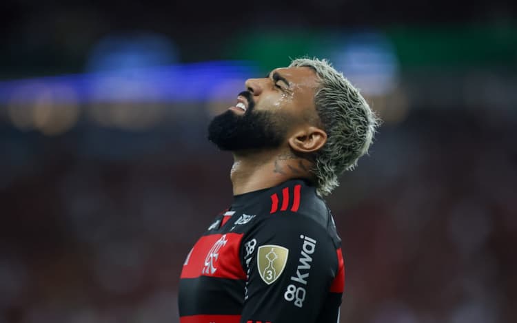 Gabigol treina no Flamengo enquanto clube não é notificado pelo CAS