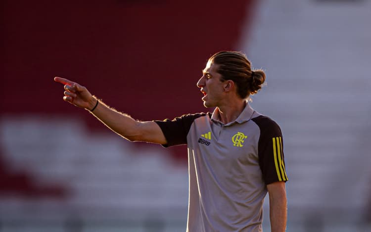 Em agosto, Filipe Luís falou sobre assumir o Flamengo: 'Ainda tenho que me preparar'