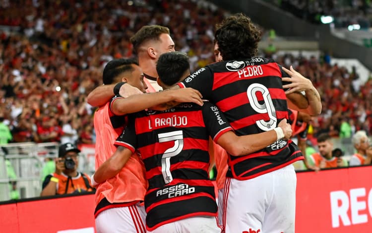 Tite exalta confronto entre Flamengo e Palmeiras: 'Grande clássico'