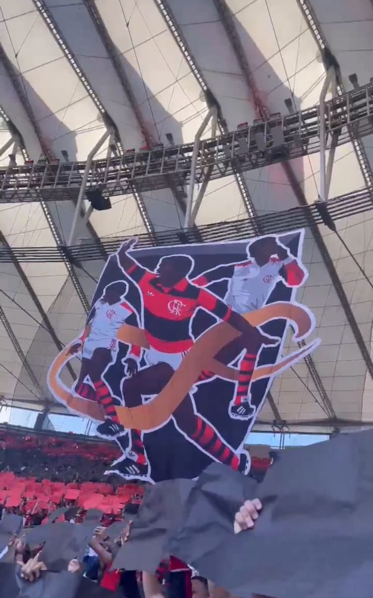 Vídeo: torcida do Flamengo faz homenagem ao ídolo Adílio