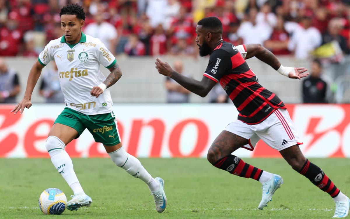 Flamengo sai na frente, mas leva gol na reta final e empata com o Palmeiras