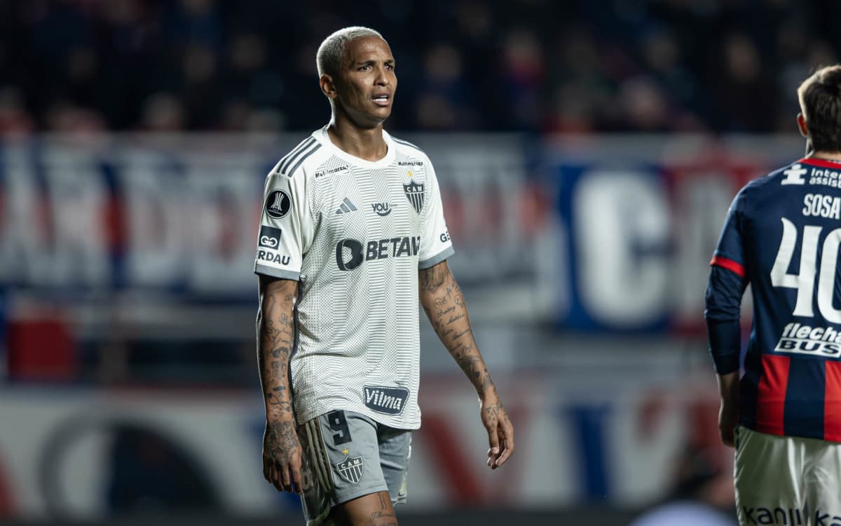Deyverson revela provocação de jogador adversário durante jogo: 'Aqui não é Flamengo'