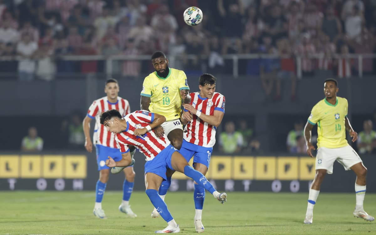 Flamengo conta com selecionáveis contra o Bahia; veja quanto tempo jogaram
