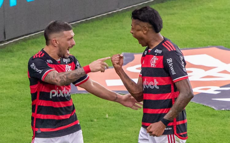 Flamengo vence o Bahia mais uma vez e garante vaga na semifinal da Copa do Brasil
