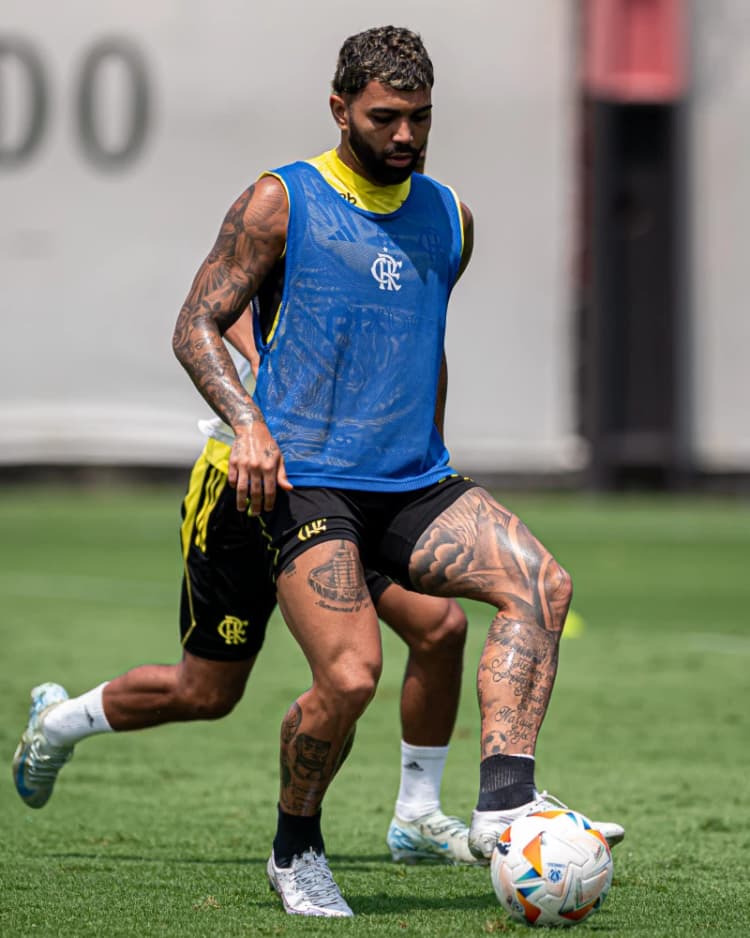 Filipe Luís monta ataque do Flamengo com Gabigol e Bruno Henrique; veja escalação
