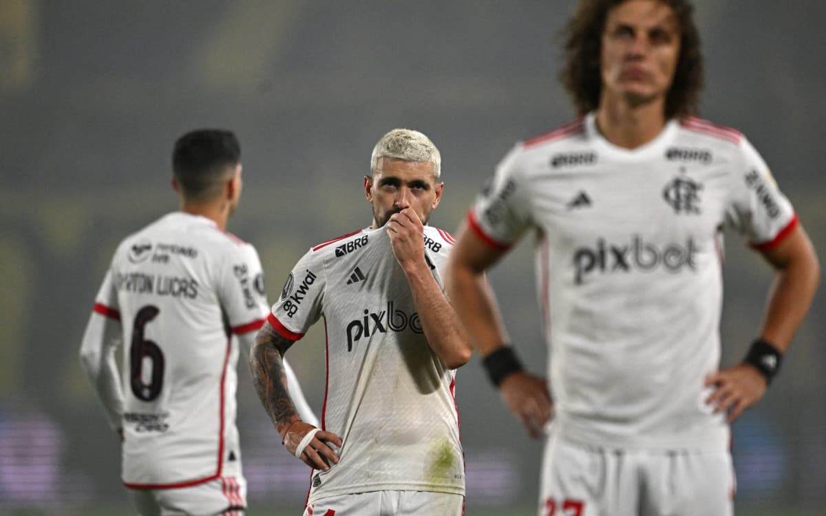 Com eliminação no Uruguai, Flamengo termina Libertadores sem vencer longe do Rio