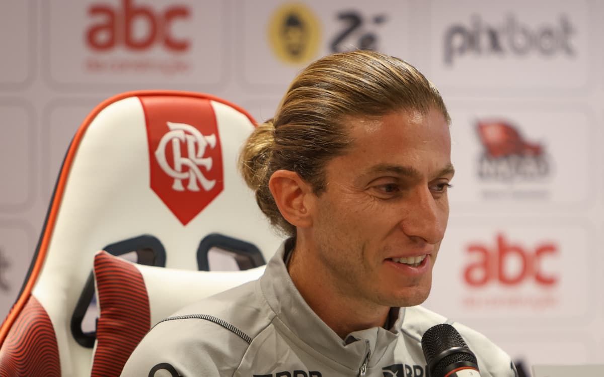 Filipe Luís estreia pelo Flamengo contra rival de sua última final com título como jogador