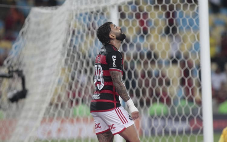 Flamengo x Corinthians: saiba o que disse o VAR no gol anulado de Gabigol
