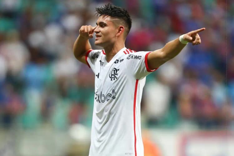 Alcaraz explica comemoração em primeiro gol pelo Flamengo