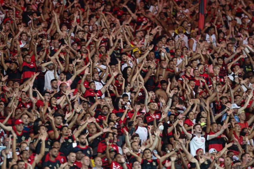 Flamengo bate recorde de público da temporada no Brasil