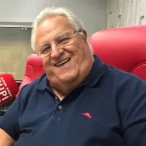 Apolinho marcou geração de torcedores e ouvintes com bordões e descontração