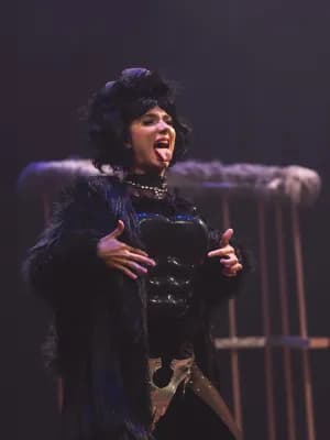 King Kong Fran: ser mulher no futebol não é tão diferente do circo