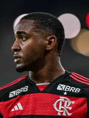 Flamengo encaminha renovação de Lorran até 2029; veja o valor da multa