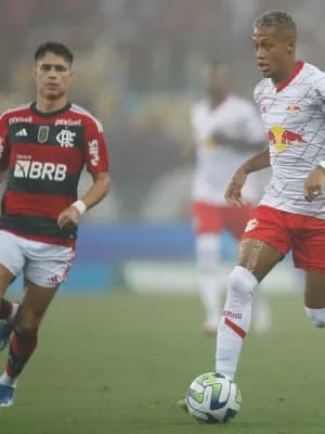 Tite muda esquema no Fla e escala Léo Ortiz para enfrentar Bragantino; veja