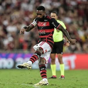 Gol cedo e dúvida sobre impedimento: Gerson tenta explicar derrota do Fla