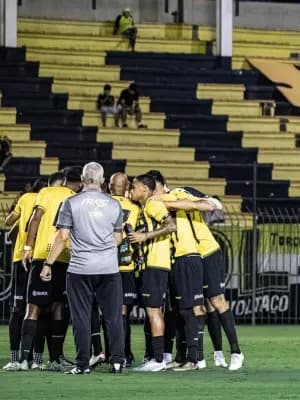 Clube do Rio vive saga para primeiro jogo em Porto Alegre desde enchentes