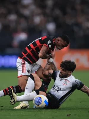 CBF depende da Sul-Americana para definir se muda Flamengo x Corinthians