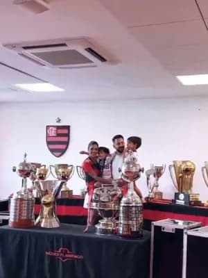 Sem despedida, Everton Ribeiro e Flamengo se encontram após fim na relação