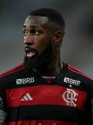 Gerson chega a 34 jogos seguidos sem descanso pelo Flamengo e vai à seleção