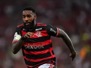 David Luiz exalta elenco após vitória diante do Bahia