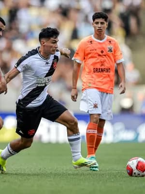 Globo volta a negociar direitos do Carioca e ajudaria adesão do Vasco