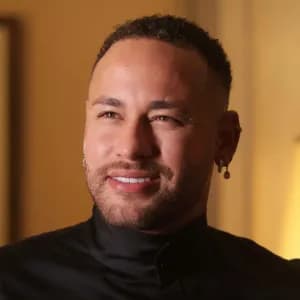 Leilão de Neymar bate recorde e arrecada mais de R$ 10 milhões