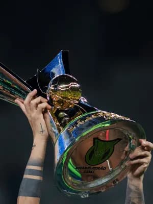 Maioria dos clubes da Série A apoia paralisação imediata do Brasileirão