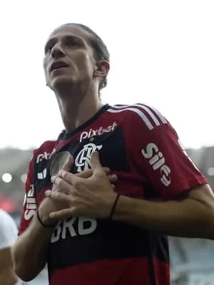 Filipe Luís substitui Mário Jorge e vai assumir o time sub-20 do Flamengo