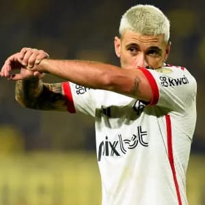 Arrascaeta é o pior em Flamengo em eliminação; veja notas Footstats