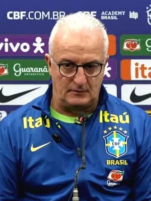 Dorival narra lesão de Pedro: 'Deu para perceber que era algo grave'