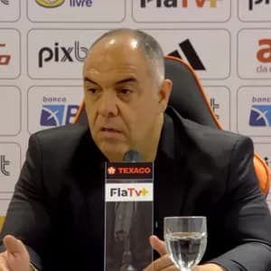 Vice do Fla pede vergonha na cara à CBF: 'Por acaso, continuamos ganhando'