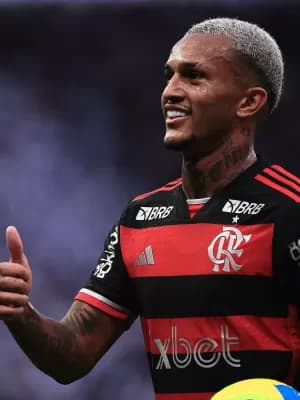 Scout particular e broncas de Gerson ajudaram Wesley a crescer no Flamengo