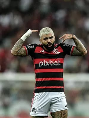 Peñarol x Flamengo: Gabigol treina como titular e viajará para o Uruguai