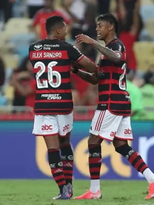 Flamengo faz jogo de 'vida ou morte' para evitar fiasco e salvar temporada