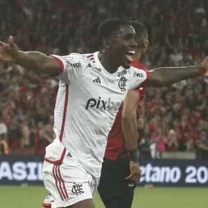 Empate arrancado pelo Flamengo nos acréscimos tem muitos significados