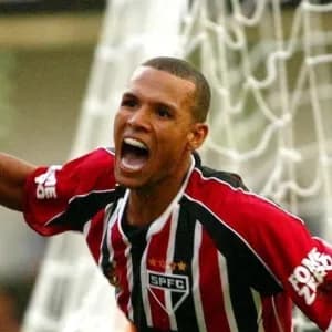 'Luis Fabiano era muito melhor que o Pedro', crava Souza, ex-São Paulo