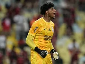 Filipe Luís comenta volta de Gabigol e analisa vitória do Flamengo sobre o Corinthians