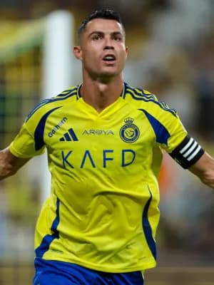 CR7 derruba Flamengo do posto de time não-europeu mais seguido no Instagram