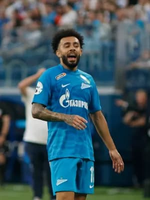 Flamengo faz proposta ao Zenit por Claudinho e está otimisma por acerto
