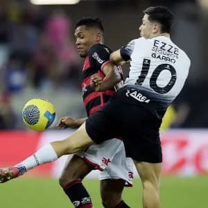 Alex Sandro tem problema muscular e desfalca o Flamengo diante do Juventude
