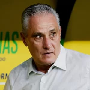 Por mais que o campo fale, Tite não escuta. E o Fla sofre...
