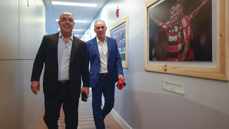 Gestão do Flamengo é marcada por populismo e incompetência, não por títulos