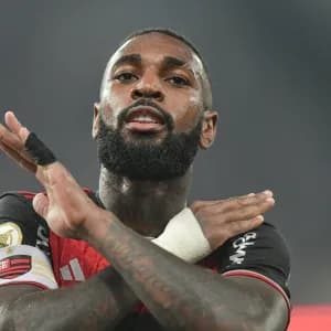 Gerson projeta final da Copa do Brasil e exalta Bruno Henrique: 'Merece'