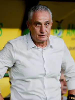 Em audiência, Tite nega ter levado vantagem em compra de cobertura luxuosa