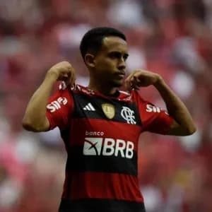 Flamengo tem jovem como novidade e Gabigol no banco contra o Fortaleza