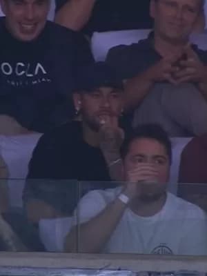 Neymar vai a jogo do Flamengo, após postar foto com camisa de Gabigol