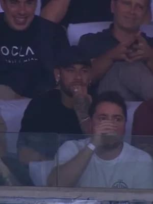 Neymar vai a jogo do Flamengo, após postar foto com camisa de Gabigol